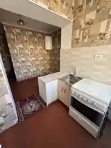 2-комн. квартира, 3 этаж, 60 м², 92 мкр-3