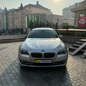 BMW 5 series, 2011