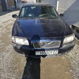 Volvo S80, 1999