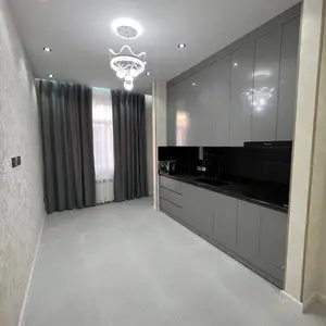 3-комн. квартира, 14 этаж, 114 м², Ашан