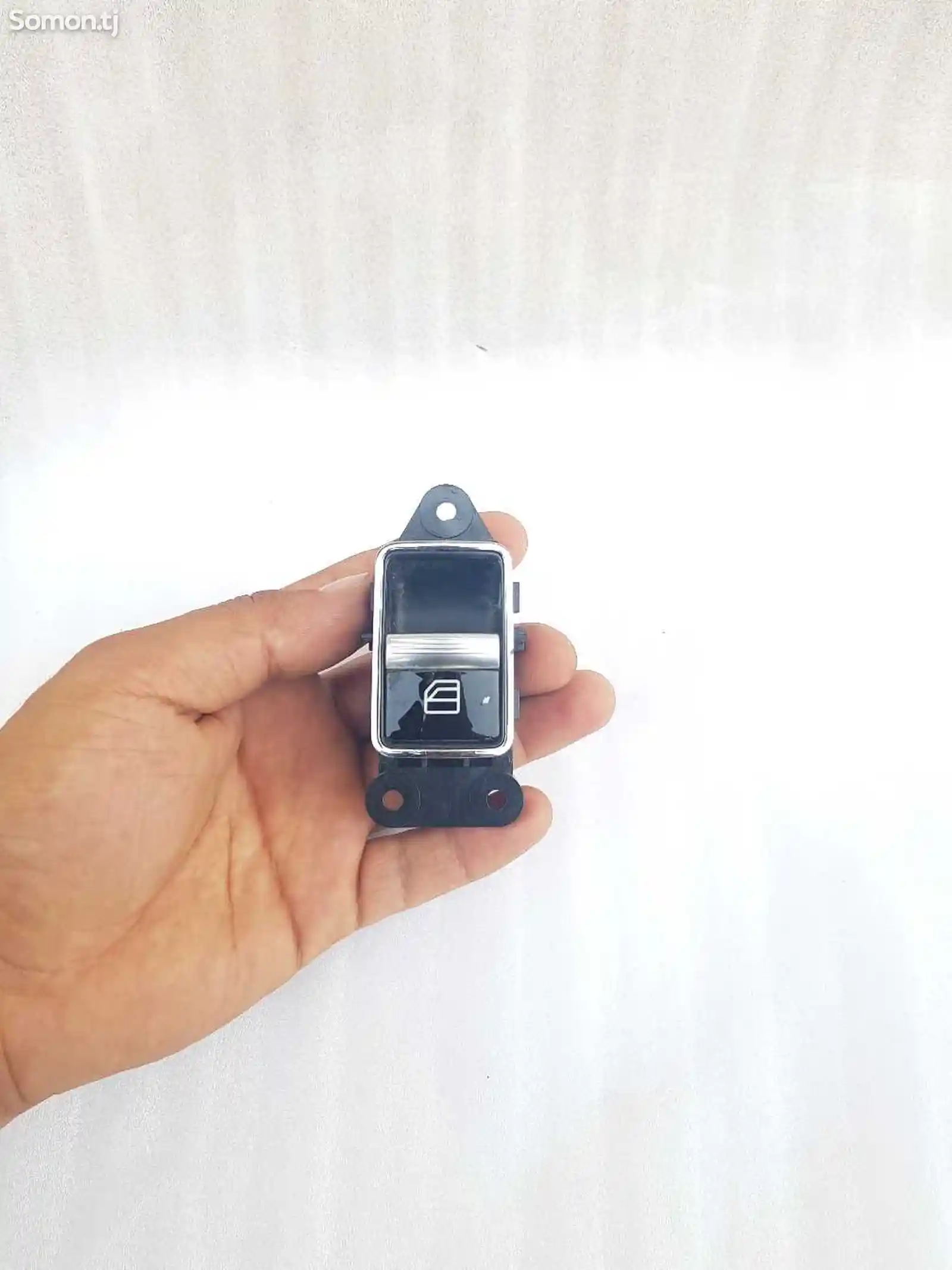 Кнопка стеклоподъёмника Mercedes W221-3