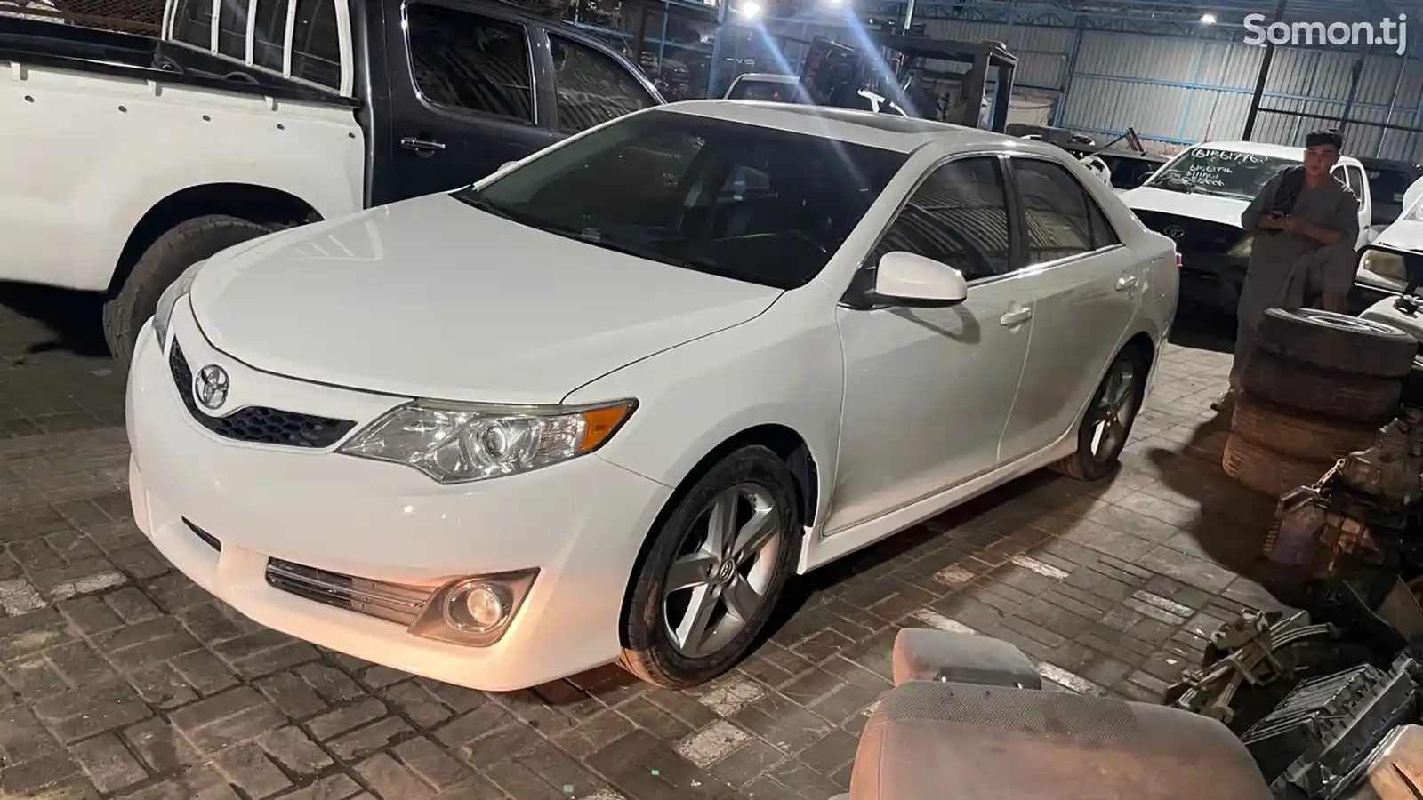 Toyota Camry, 2014-3