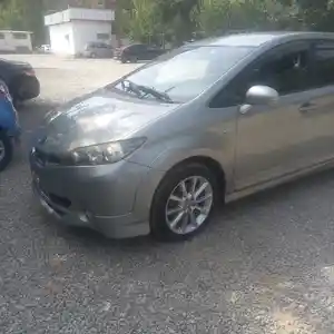 Toyota Wish, 2014