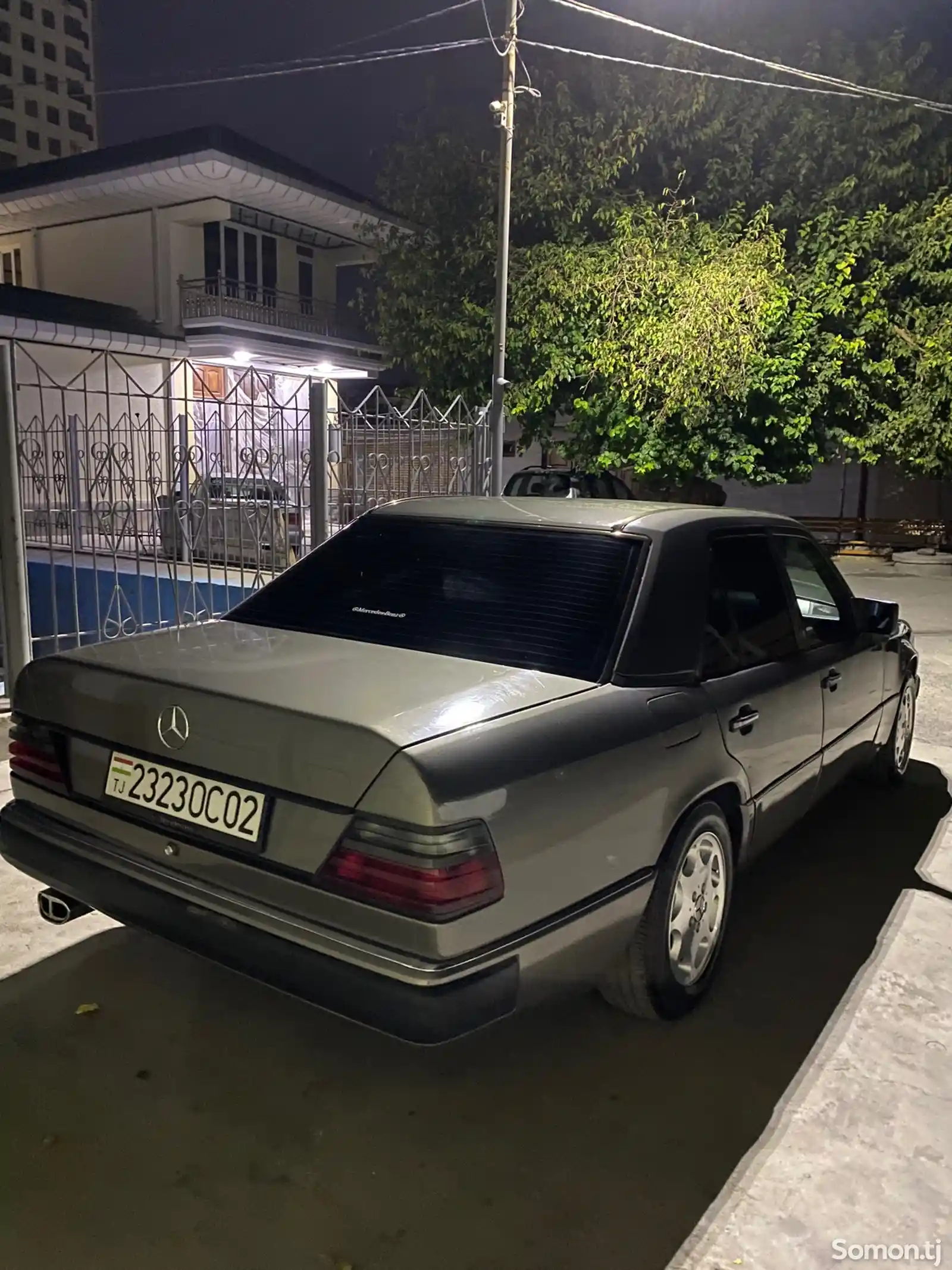 Mercedes-Benz W124, 1992-2