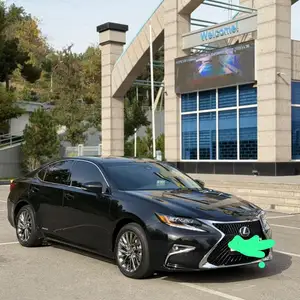 Lexus ES series, 2017