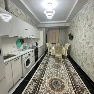 3-комн. квартира, 13 этаж, 111м², Шохмансур