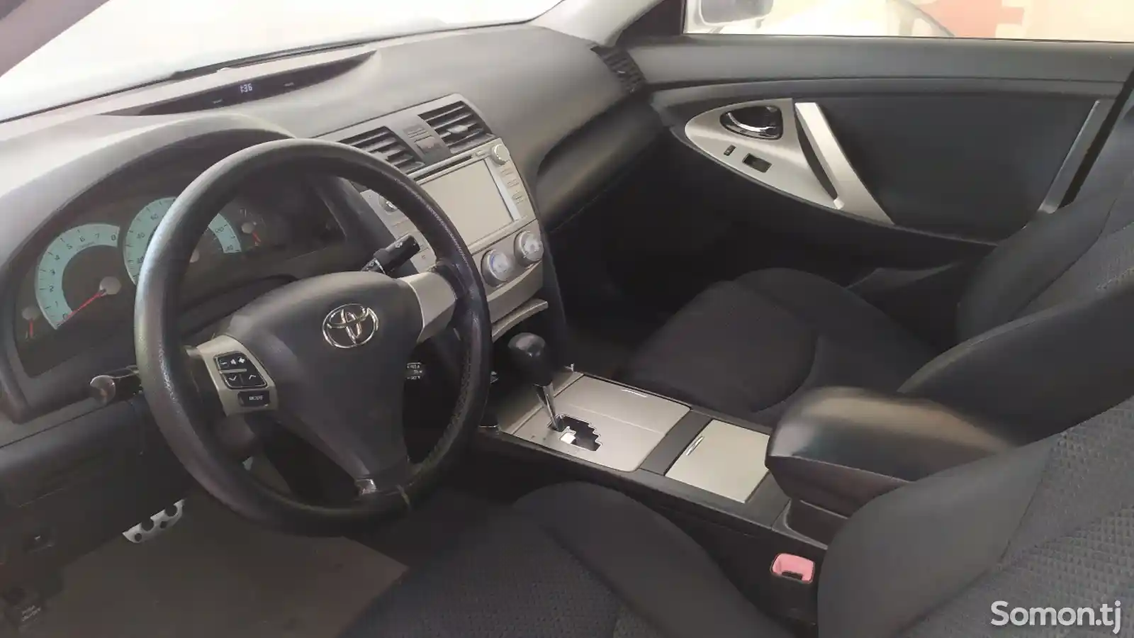 Toyota Camry, 2010-7