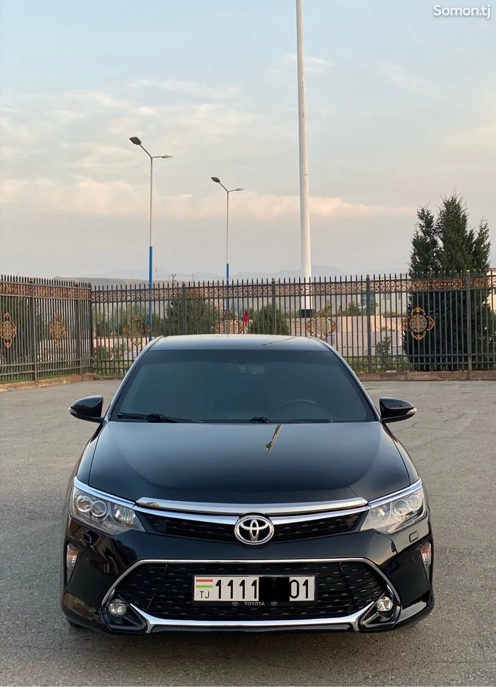 Toyota Camry, 2017-1