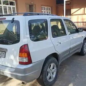 Mazda Tribute, 2004