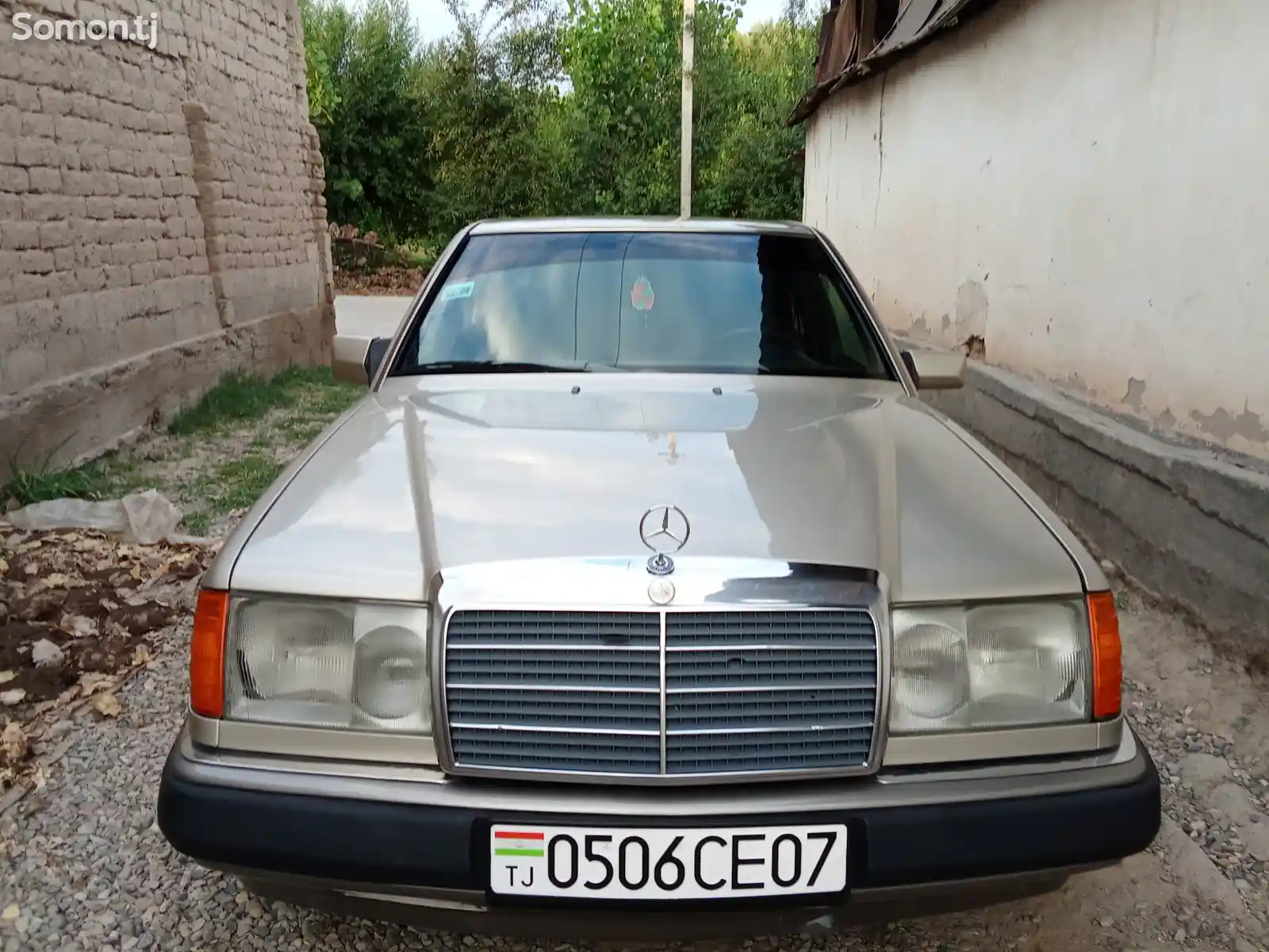 Mercedes-Benz E class, 1991-2