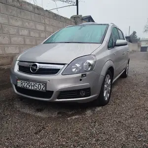 Opel Zafira, 2008