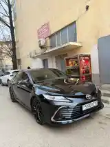 Toyota Camry, 2019-10