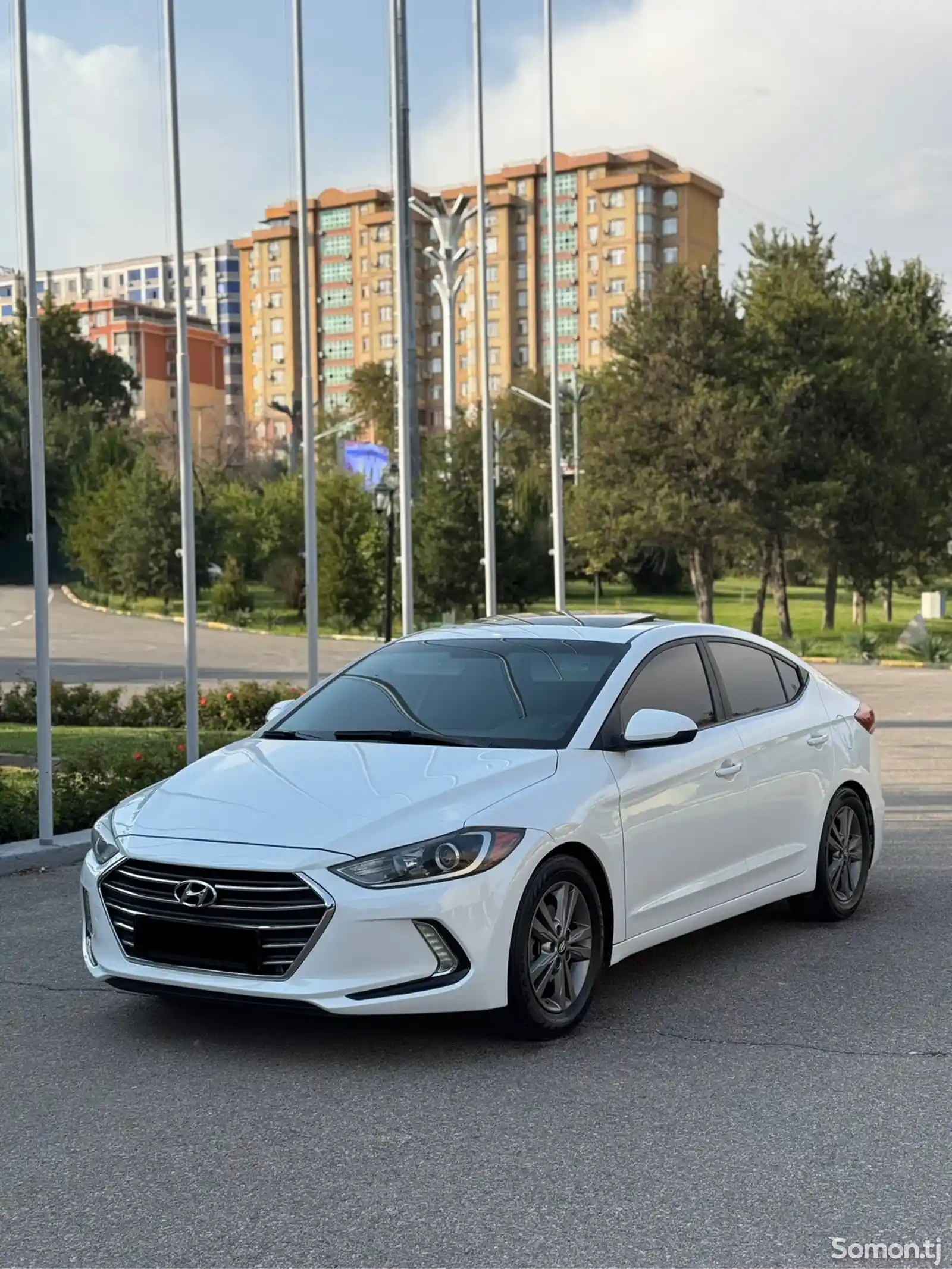 Hyundai Elantra, 2017-3