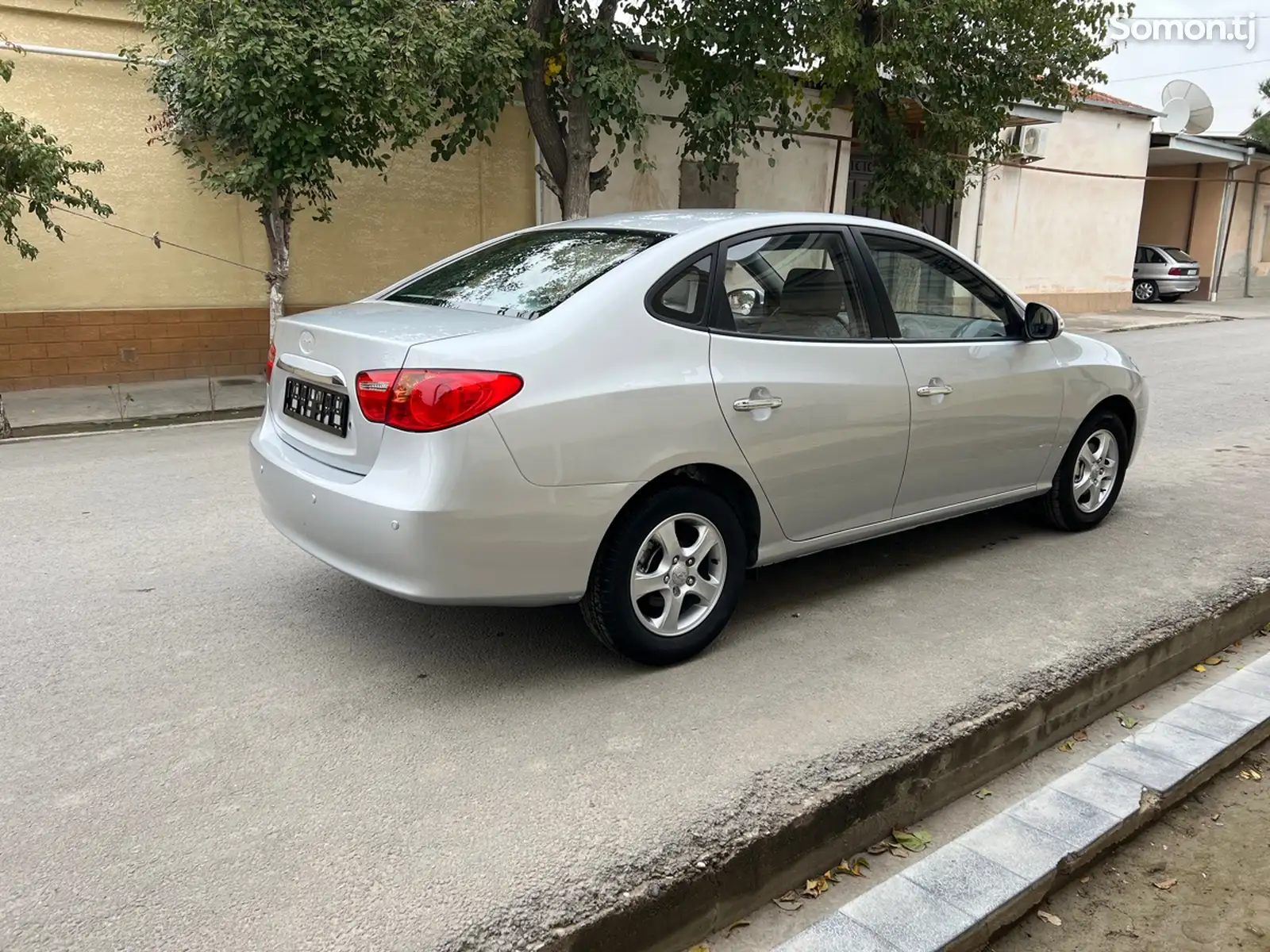 Hyundai Avante, 2010-5