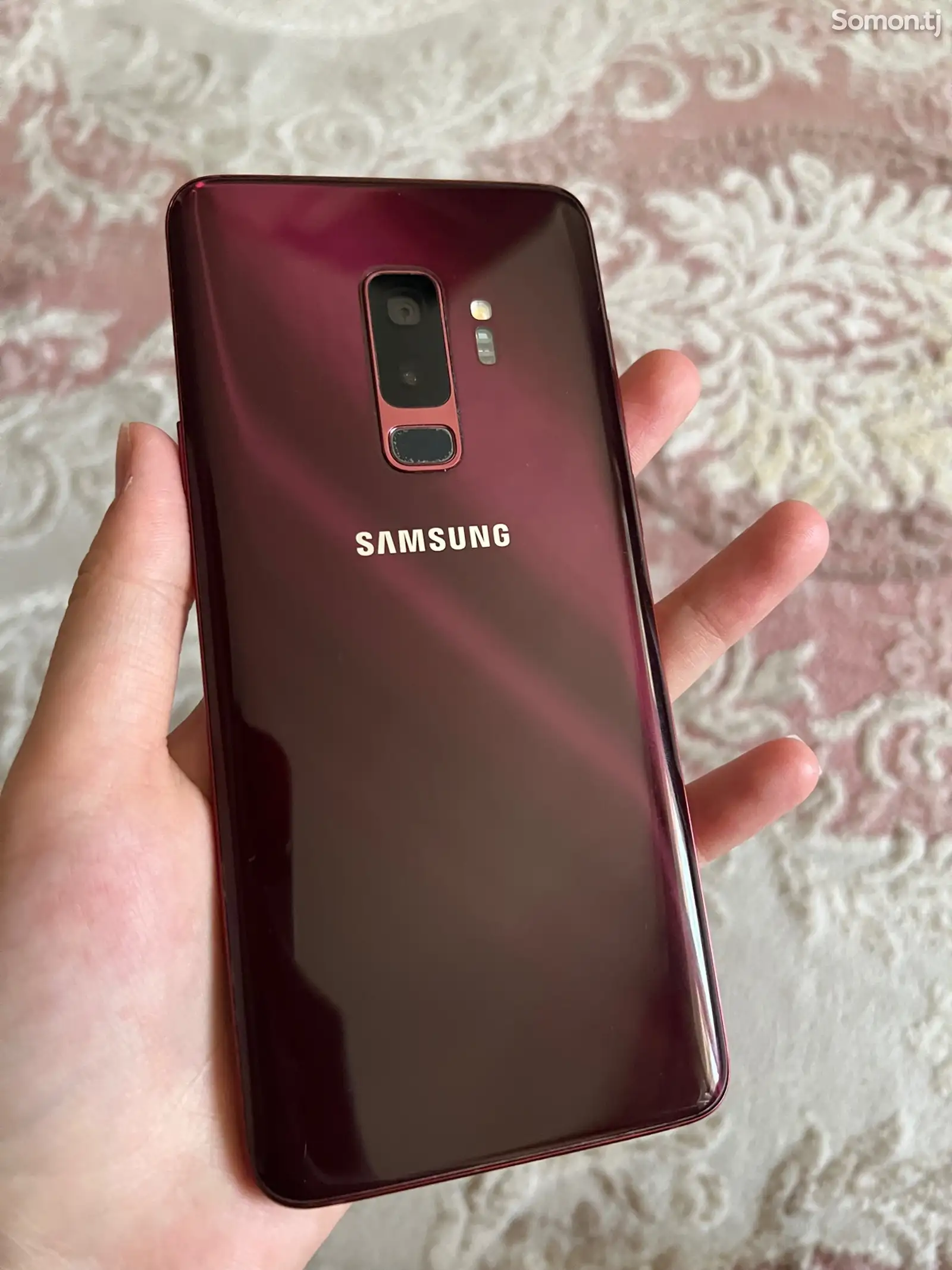 Samsung Galaxy S9 plus-1