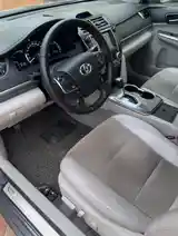 Toyota Camry, 2012-6