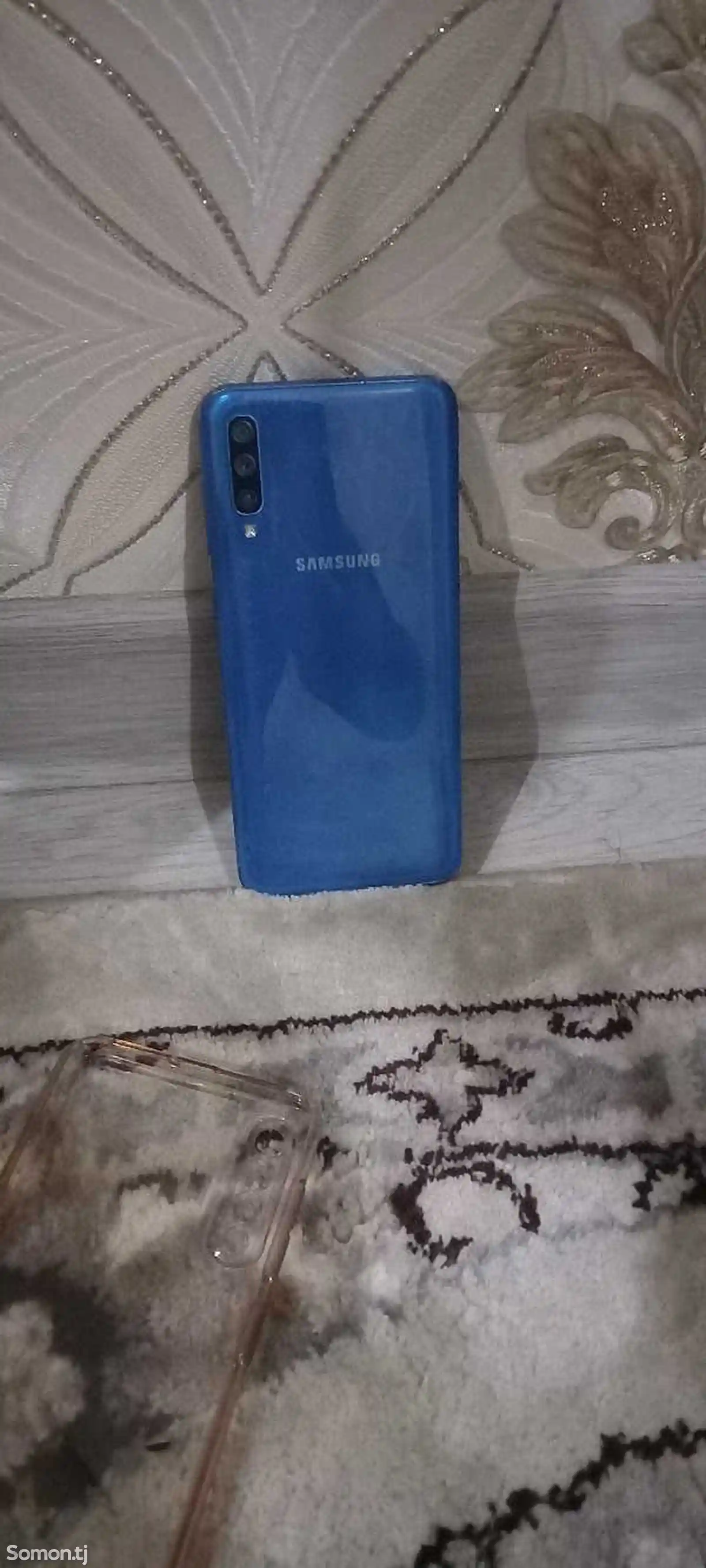 Samsung galaxy A50-2