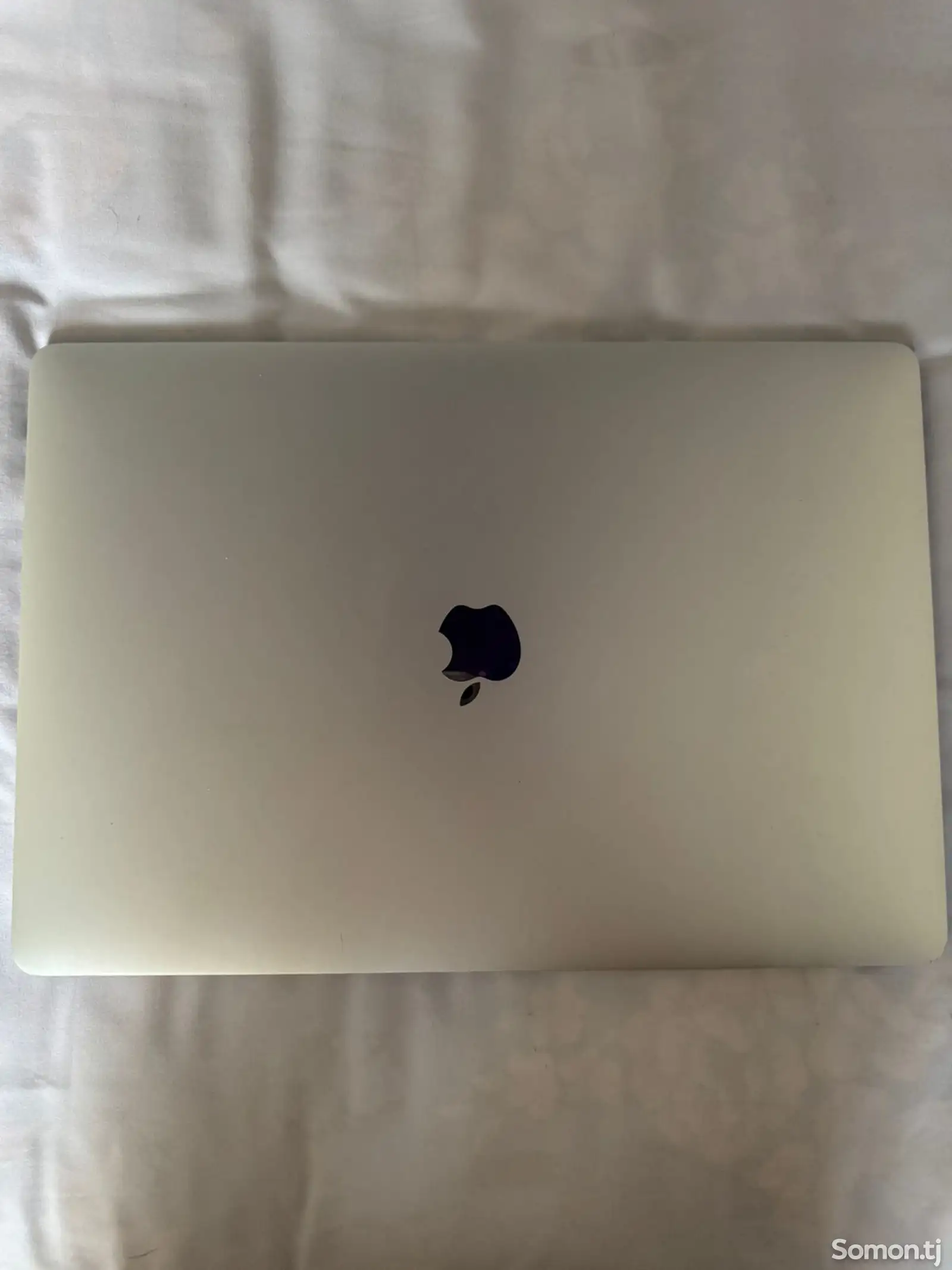 Apple Macbook Pro 15 2018 i7-1