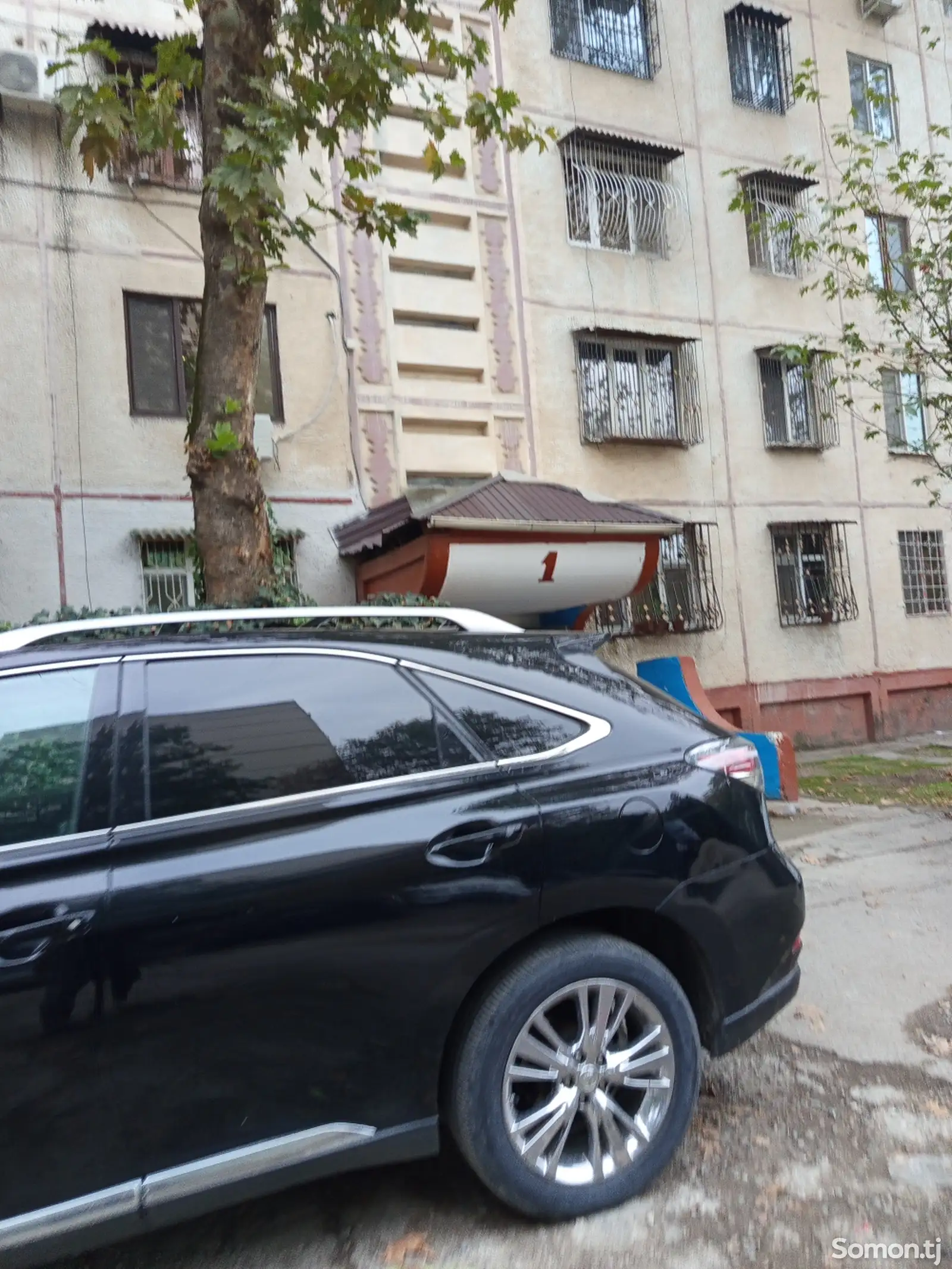 4-комн. квартира, 3 этаж, 78 м², Сино-1