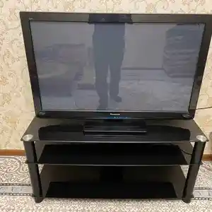 Телевизор с подставкой