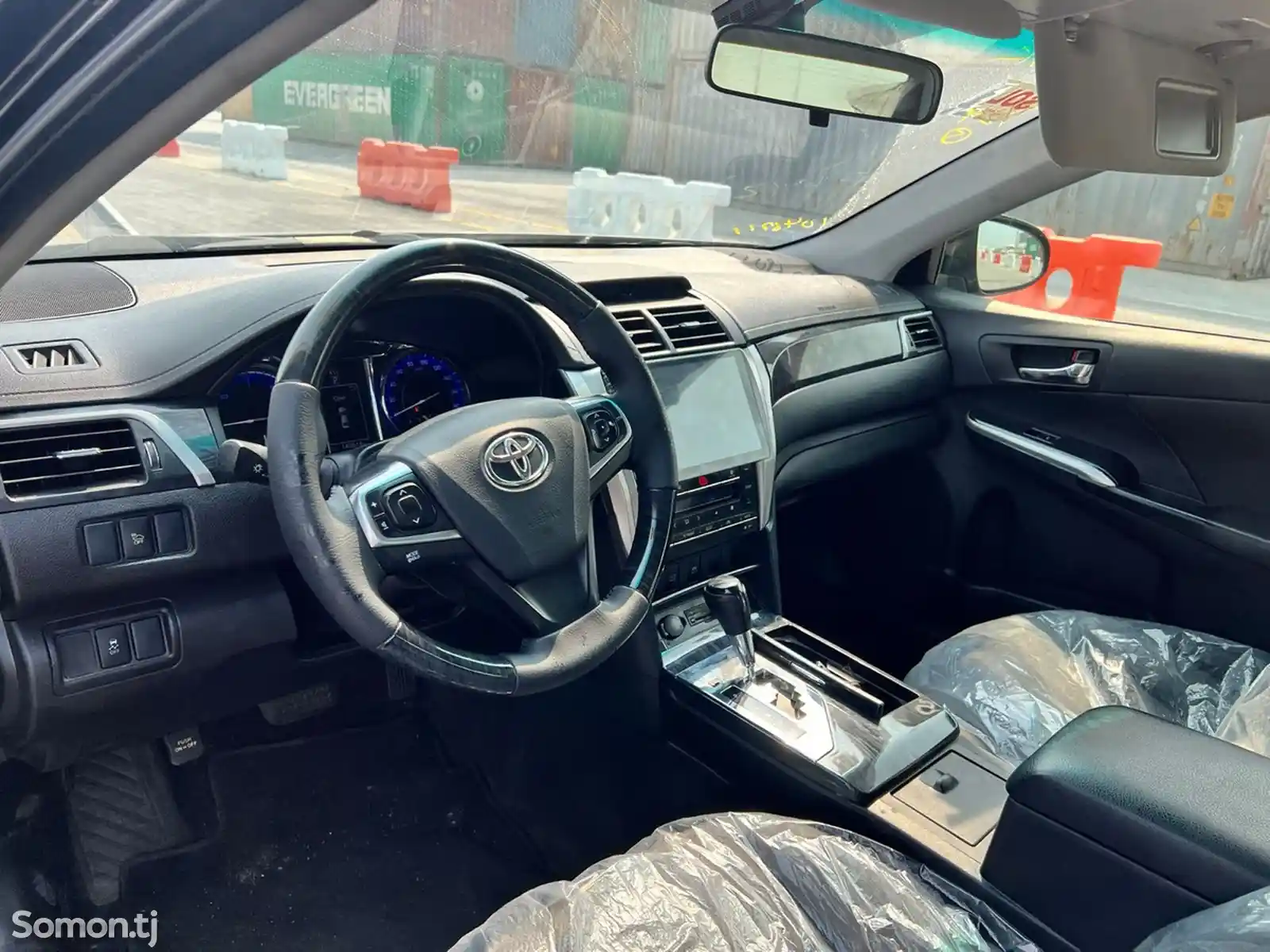 Toyota Camry, 2015-6