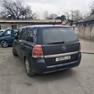 Opel Zafira, 2007