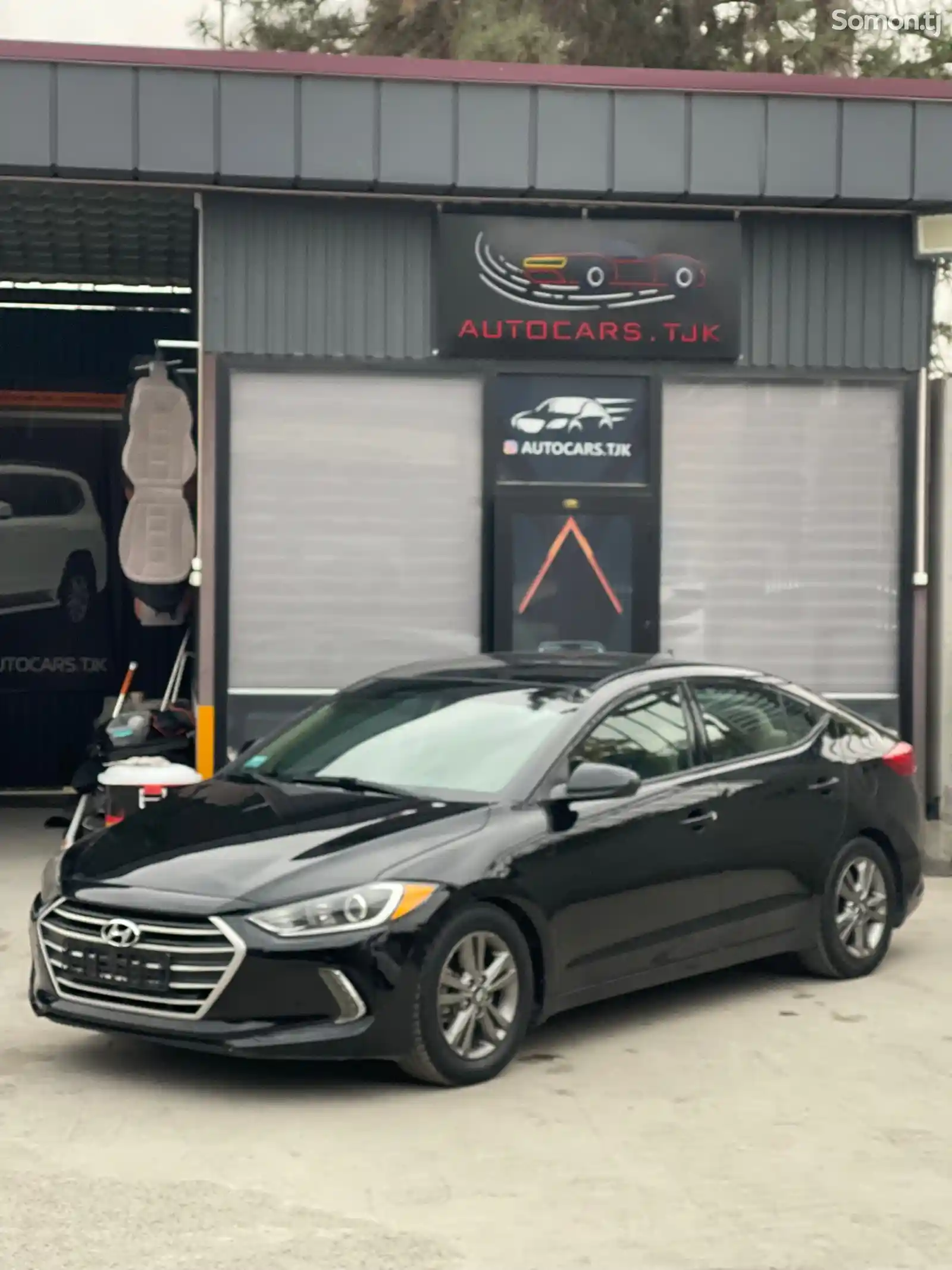 Hyundai Elantra, 2017-3