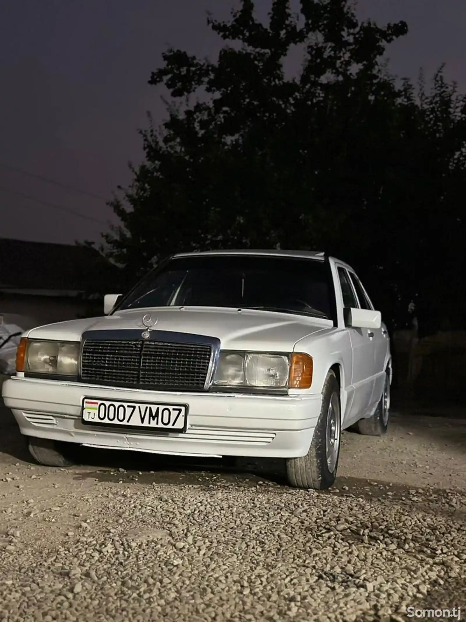 Mercedes-Benz W201, 1988