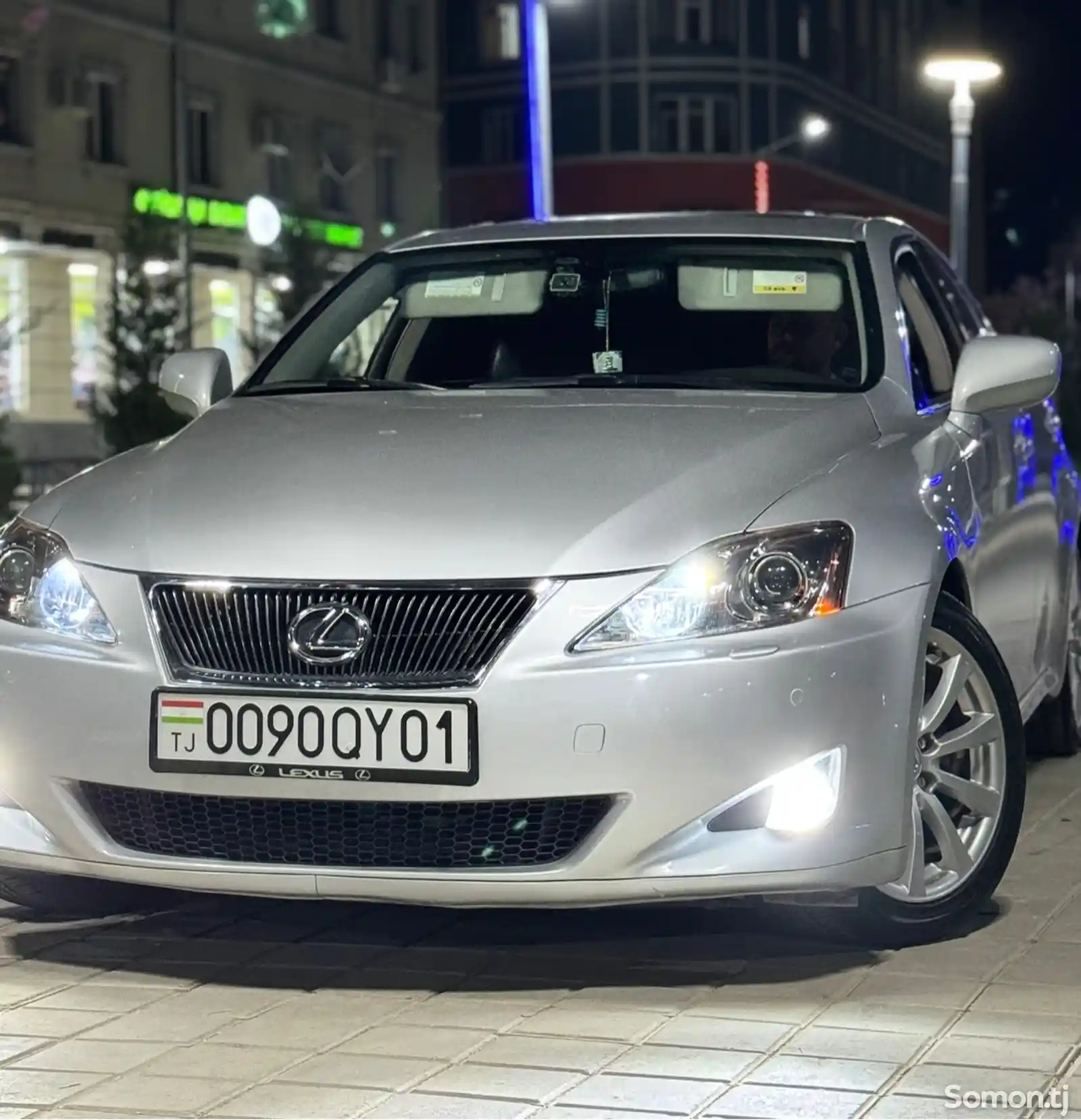 Lexus IS series, 2009-2