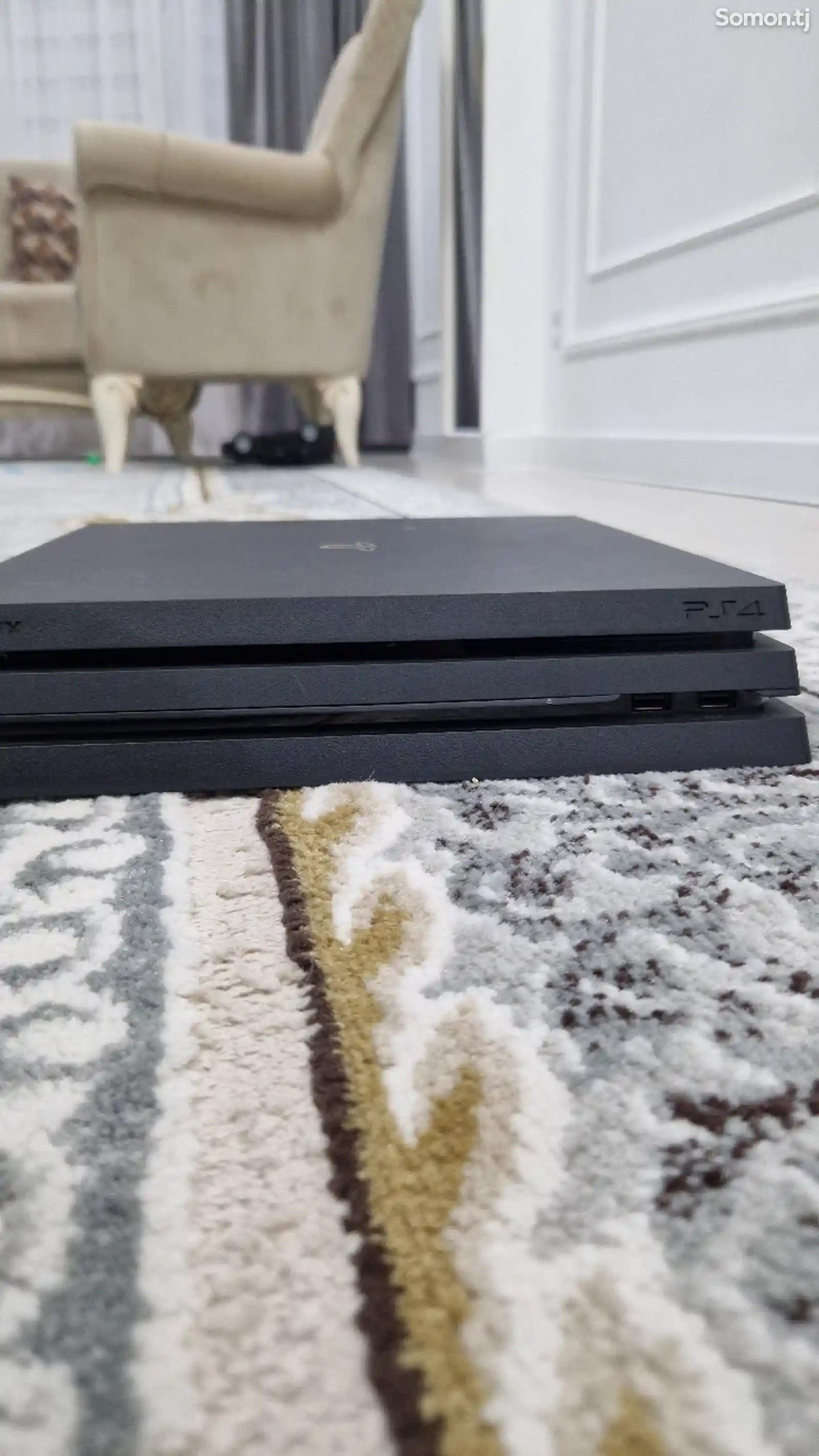 Игровая приставка Sony PlayStation 4 Pro-3