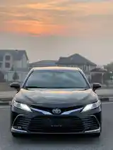 Toyota Camry, 2020-3