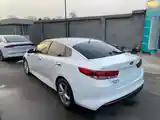 Kia Optima, 2016-3