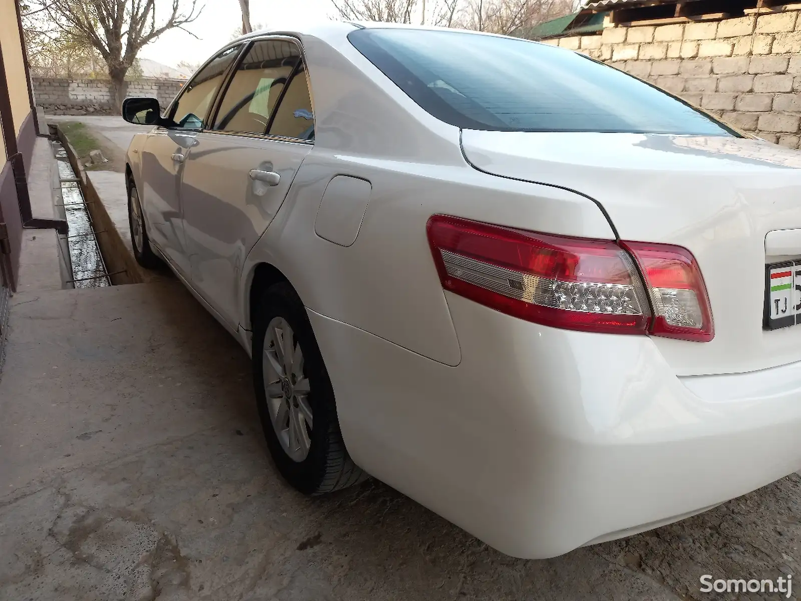 Toyota Camry, 2011-1