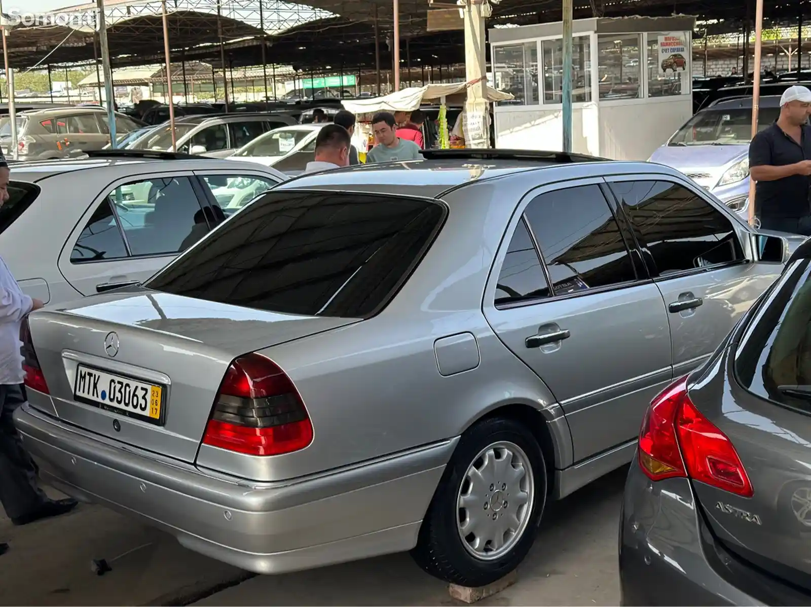 Mercedes-Benz C class, 2000-4