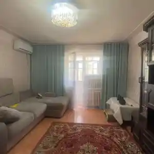 3-комн. квартира, 3 этаж, 70 м², Мохи Нав Амонатбонк