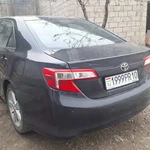 Toyota Camry, 2013