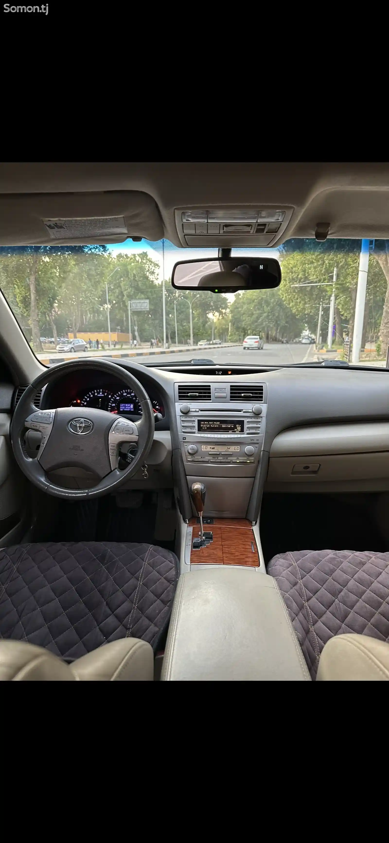 Toyota Camry, 2010-3