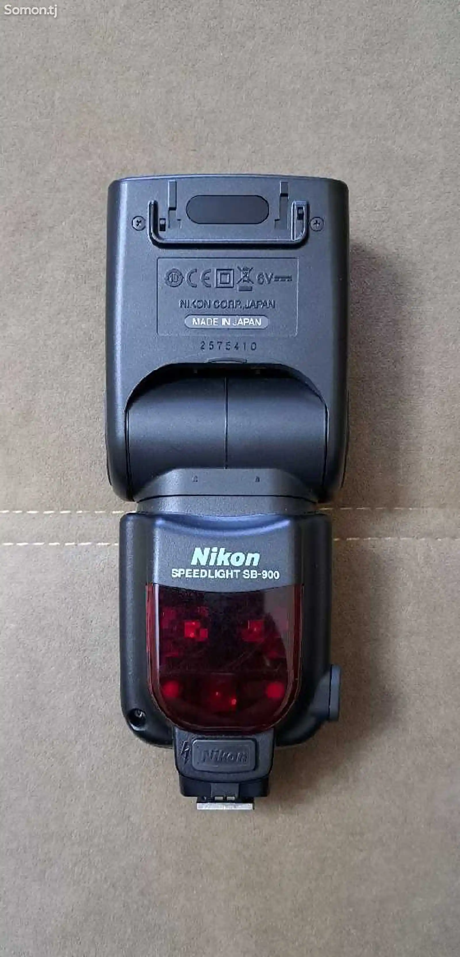 Вспышка Nikon SB 900-2