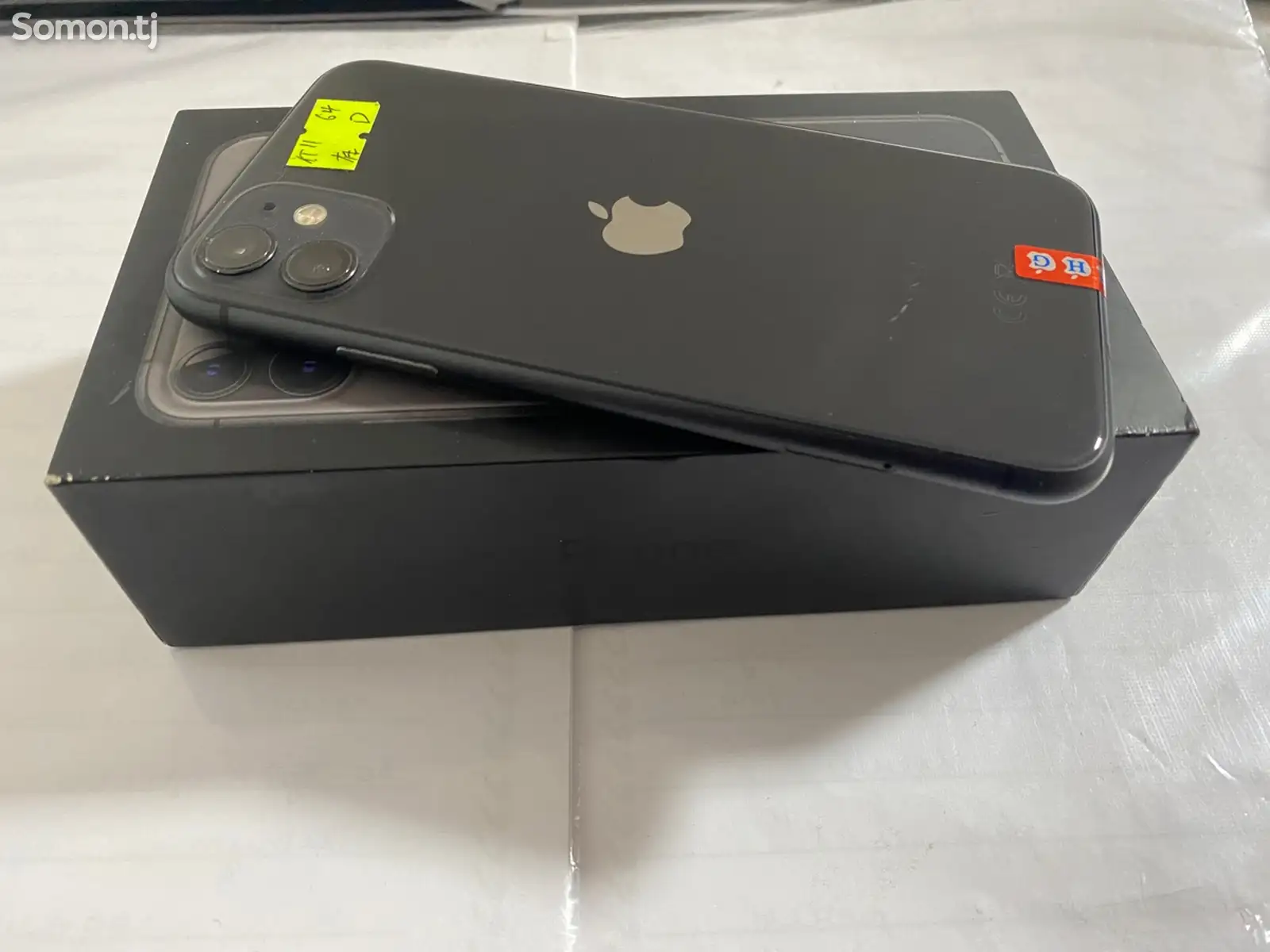 Apple iPhone 11, 64 gb, Black-1