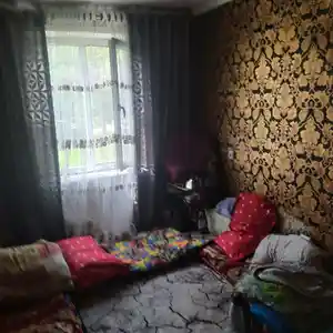 4-комн. квартира, 3 этаж, 80 м², 101мкр