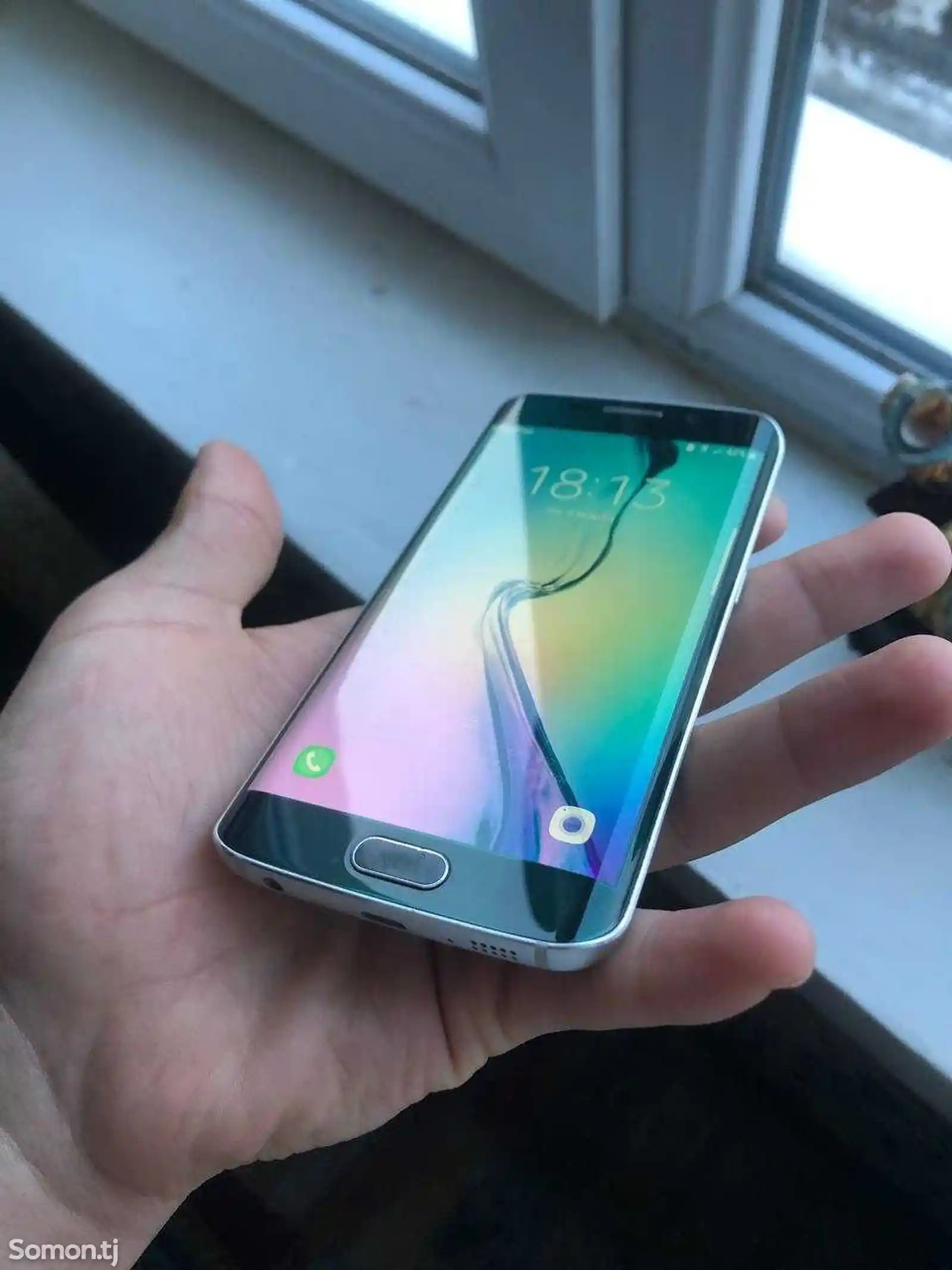 Samsung Galaxy S6 Edge-1