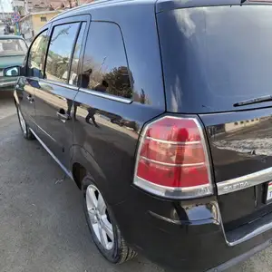 Opel Zafira, 2007