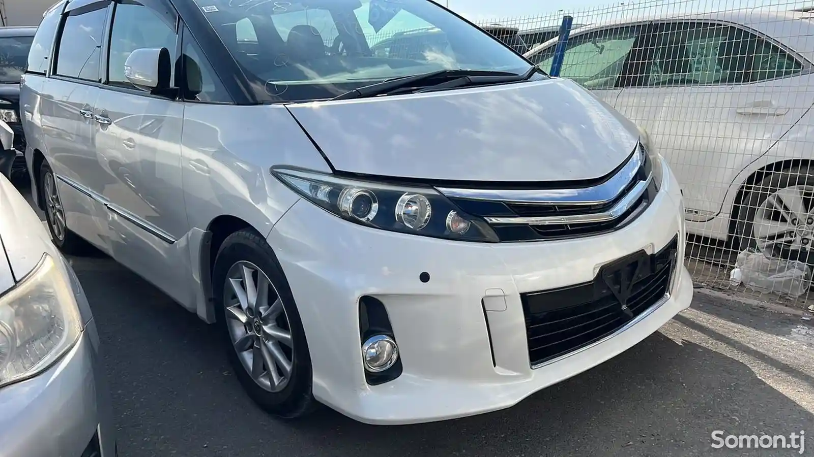 Toyota Estima, 2014-9