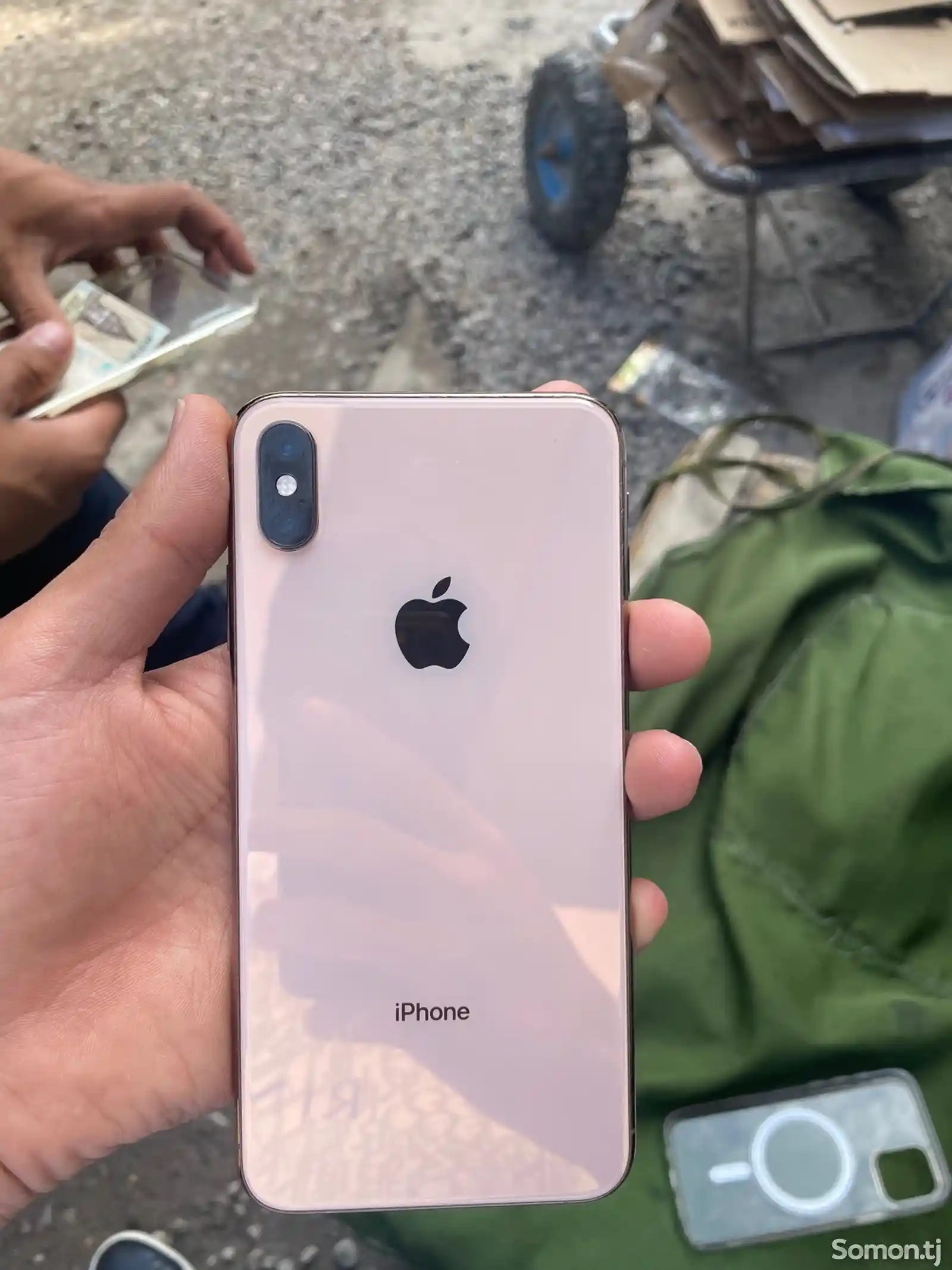 Apple iPhone Xs Max, 256 gb, Gold-3