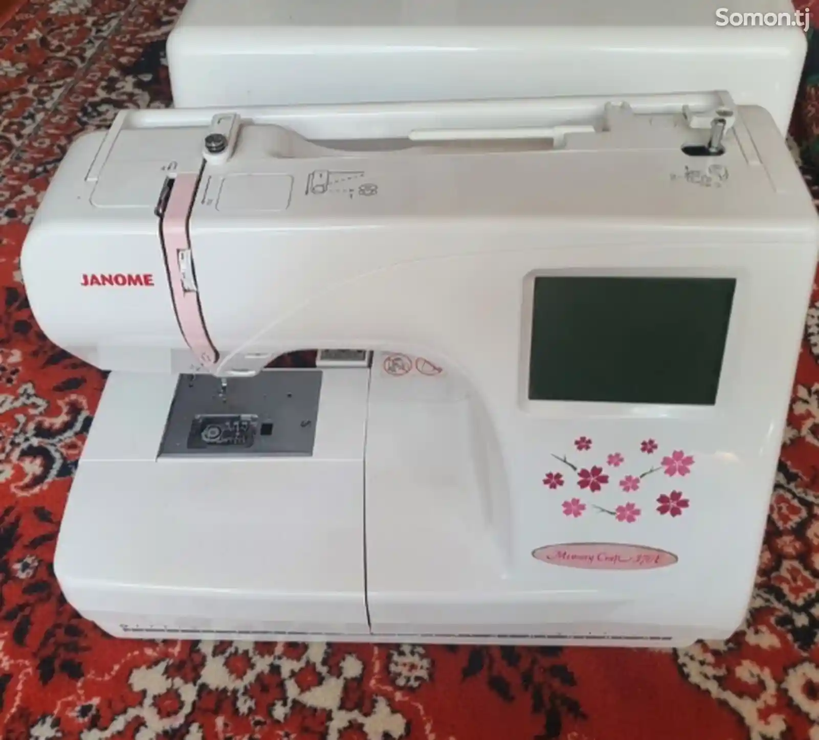 Вышивальная машина Janome Memory Craft 370E-2