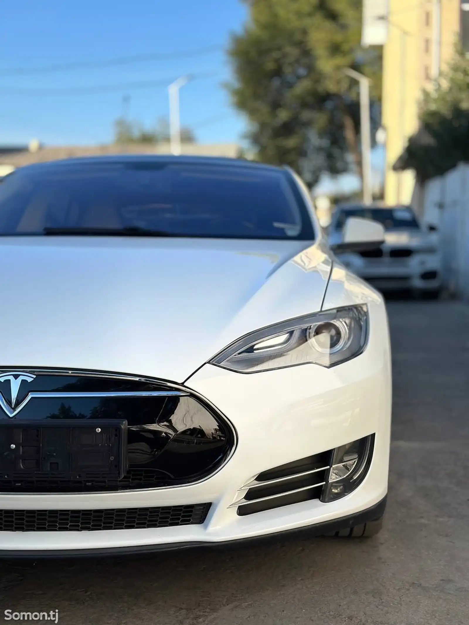 Tesla Model S, 2013-3