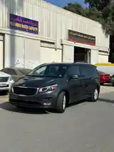 Kia Carnival, 2015-2