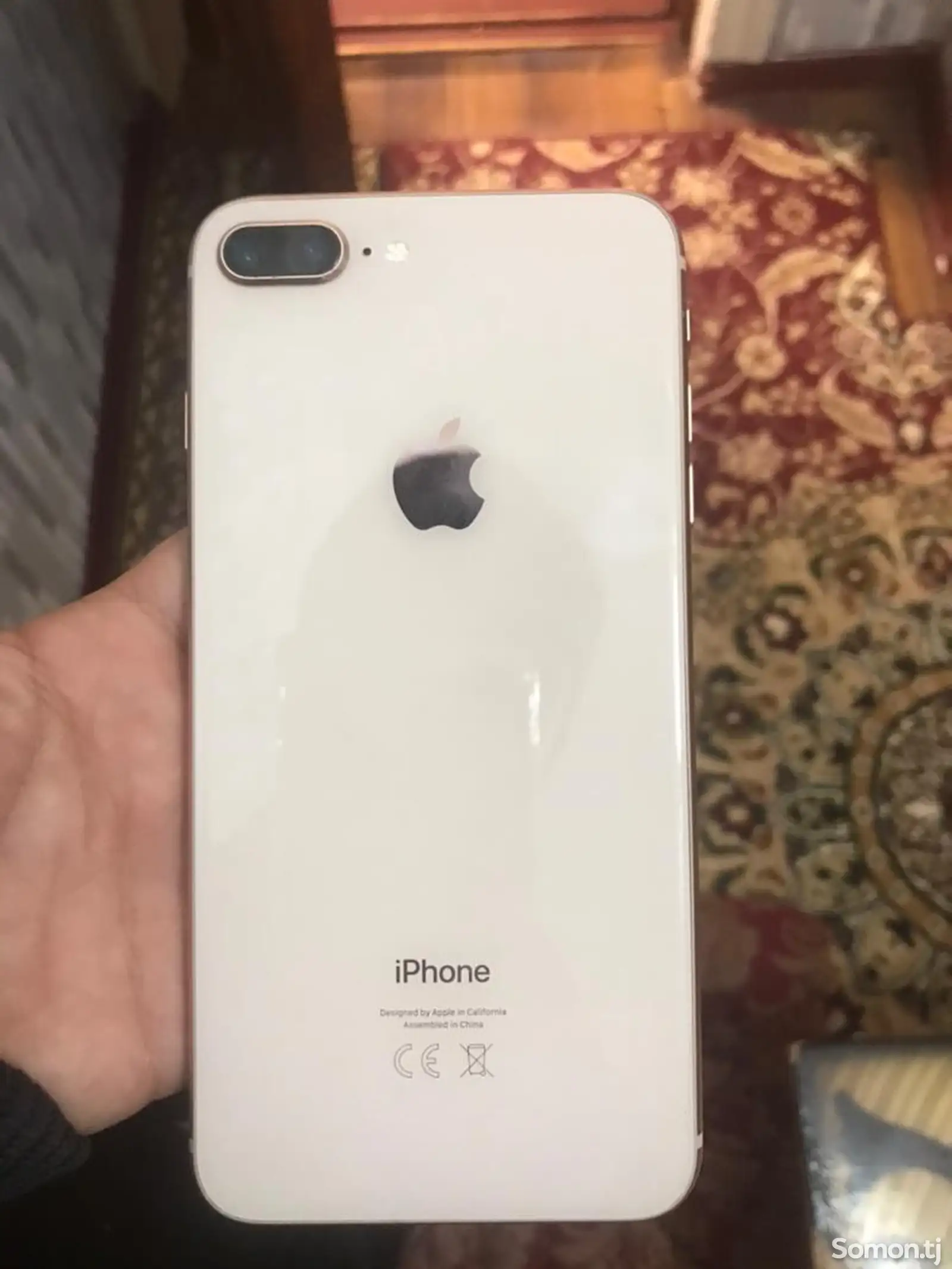 Apple iPhone 8 plus, 128 gb, Gold-1