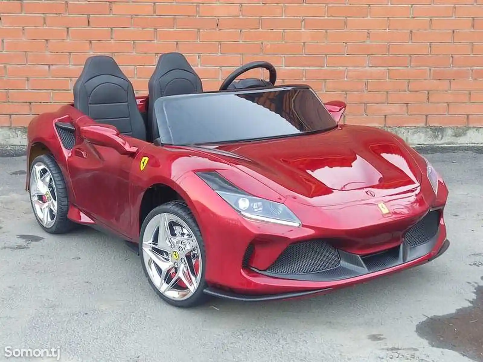 Детская машина Ferrari-2
