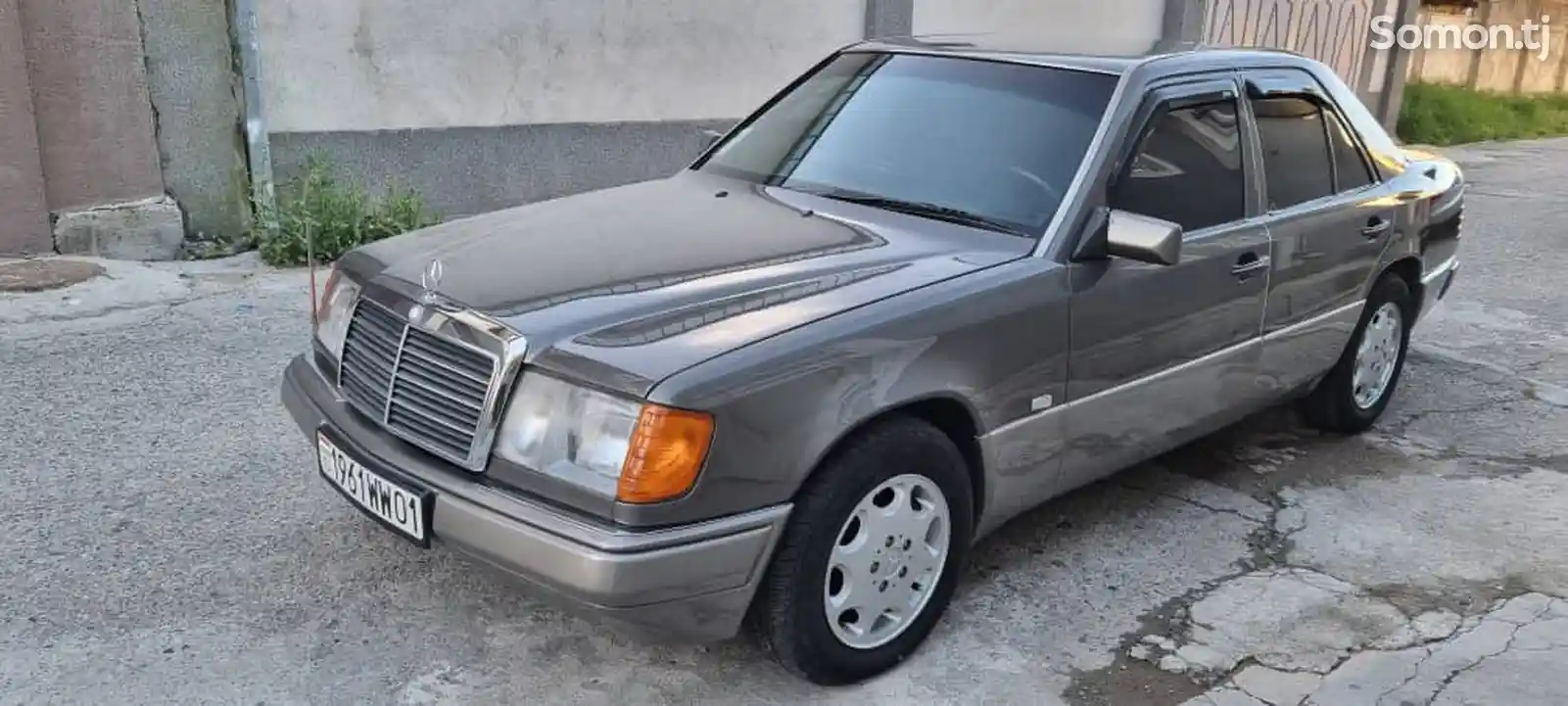 Mercedes-Benz W124, 1998-5